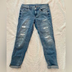 White House Black Market distressed girlfriend jean size 4